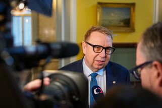 Konec lůžek pro seniory dražších než luxusní vily. Juchelka chystá reformu dlouhodobé péče